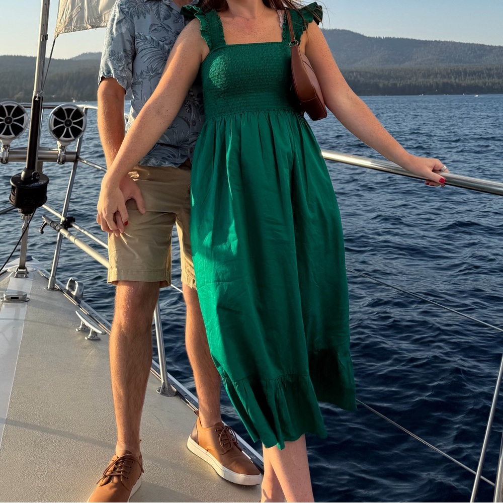 Green Sleeveless Dress